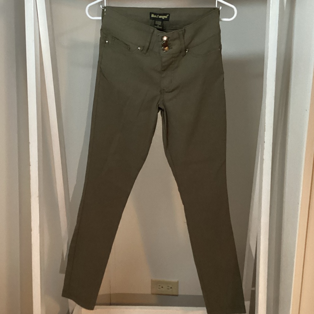 🔥5/$25🔥… Like an Angel Khaki Pants